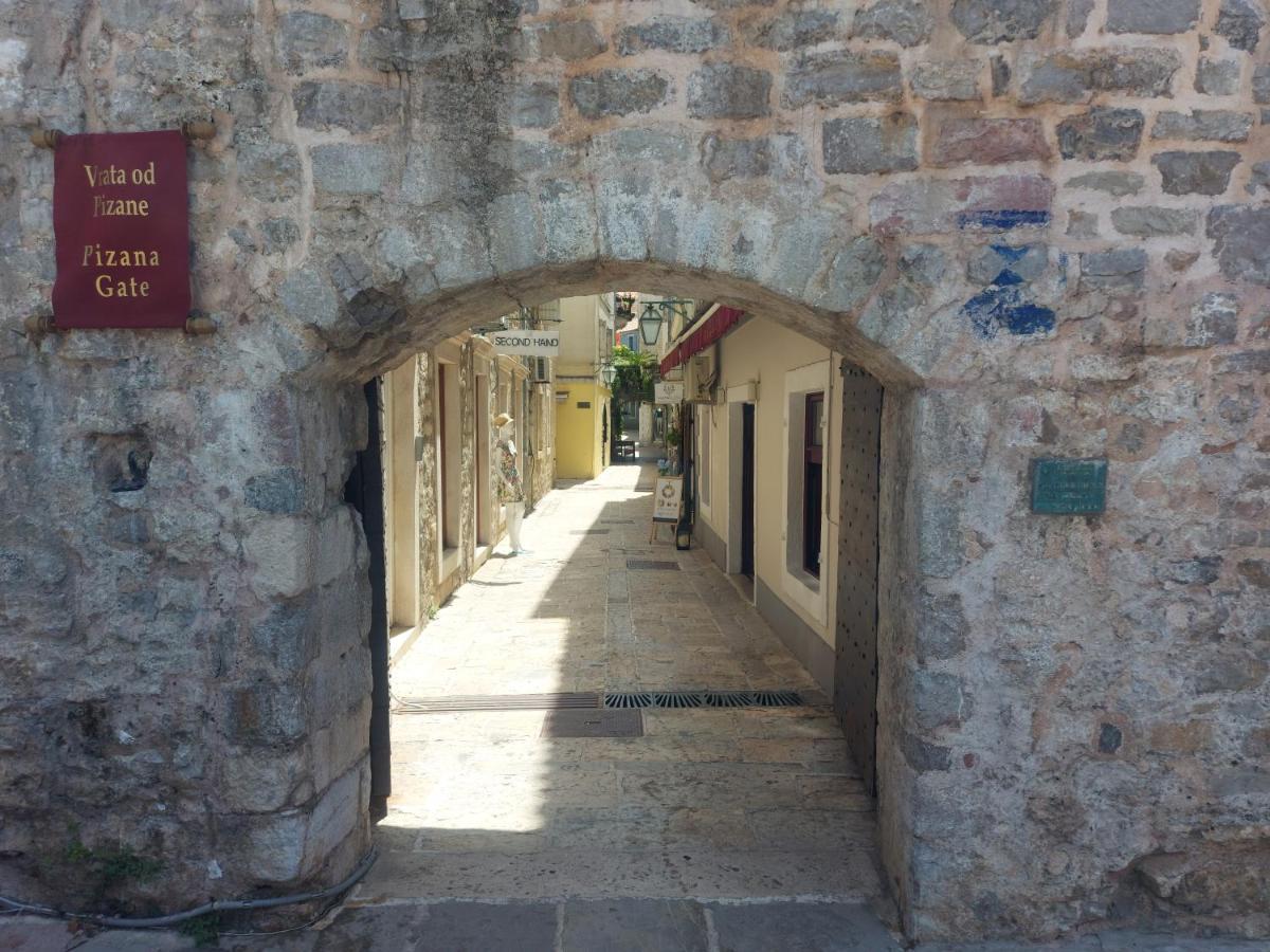 בודווה Old Town Experience - Studio Apartment מראה חיצוני תמונה