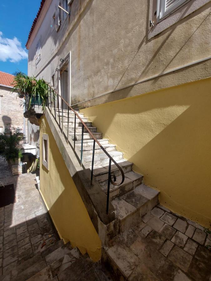 בודווה Old Town Experience - Studio Apartment מראה חיצוני תמונה